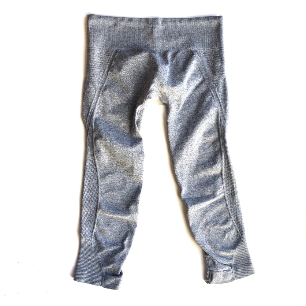 Athleta Breakthrough Seamless Capri Legging